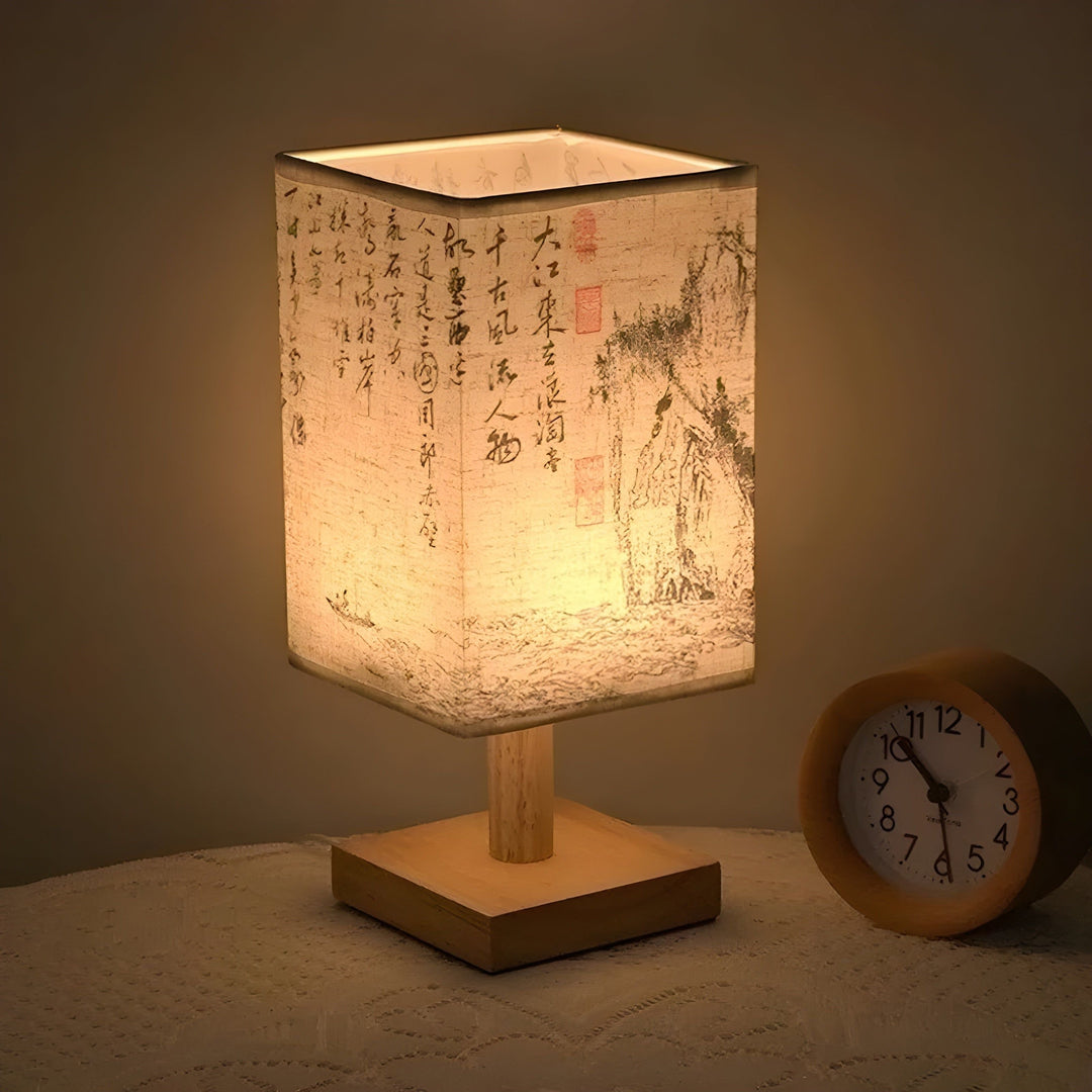 SerenityGlow Lampe - Moderne Stoff-LED-Chinesische Tischlampe