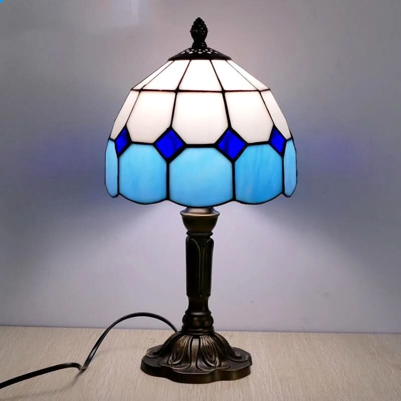 Retro-Barock-Tischleuchte aus Tiffany-Glas mit LED-Beleuchtung, E27