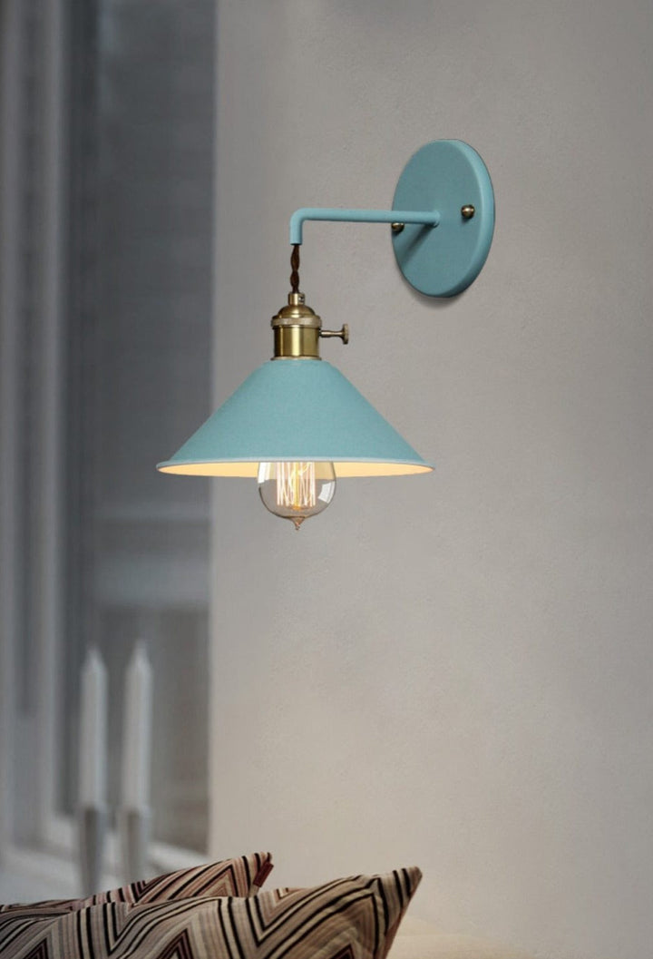 Farbenfrohe Vintage Wandleuchten