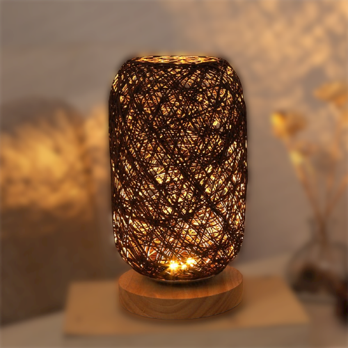Tischlampe aus Rattanholz