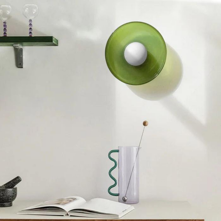 Runde Deckenleuchte mit stilvoller Funktionalität - LumiSphere