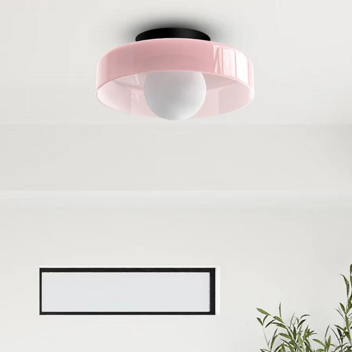 Runde Deckenleuchte mit stilvoller Funktionalität - LumiSphere