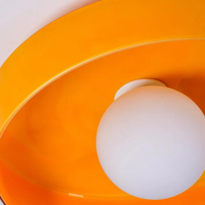 Runde Deckenleuchte mit stilvoller Funktionalität - LumiSphere
