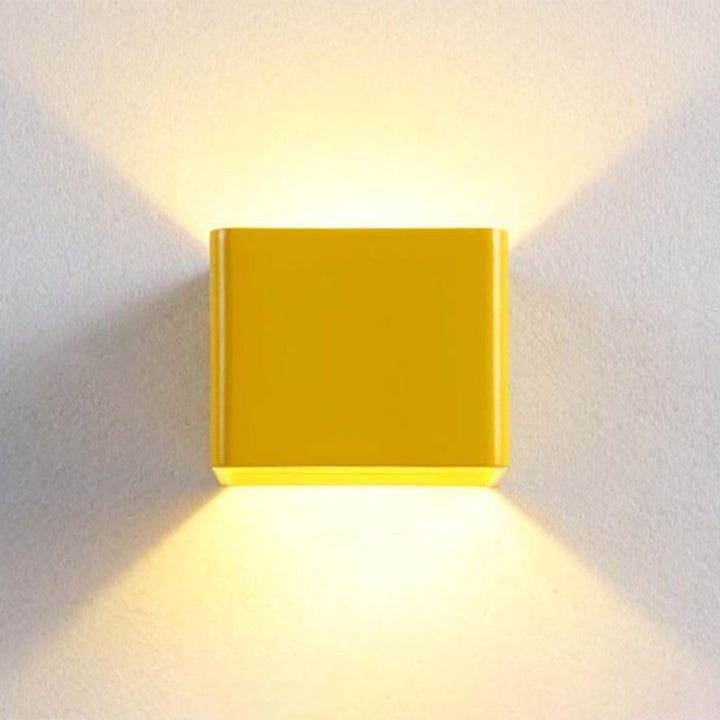 Moderne quadratische Wandlampe